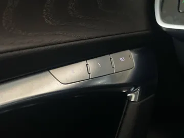 2022 Audi A6 - image 22