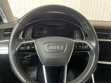 2022 Audi A6 - image 19