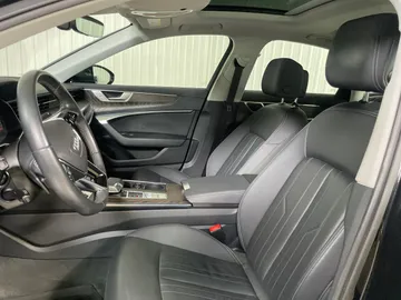 2022 Audi A6 - image 3