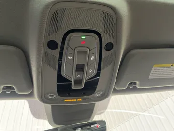 2022 Audi A6 - image 17