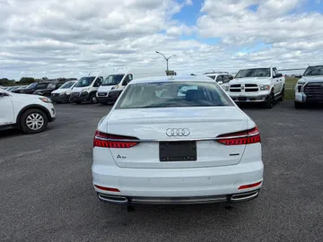 2022 Audi A6 Sedan - image 6