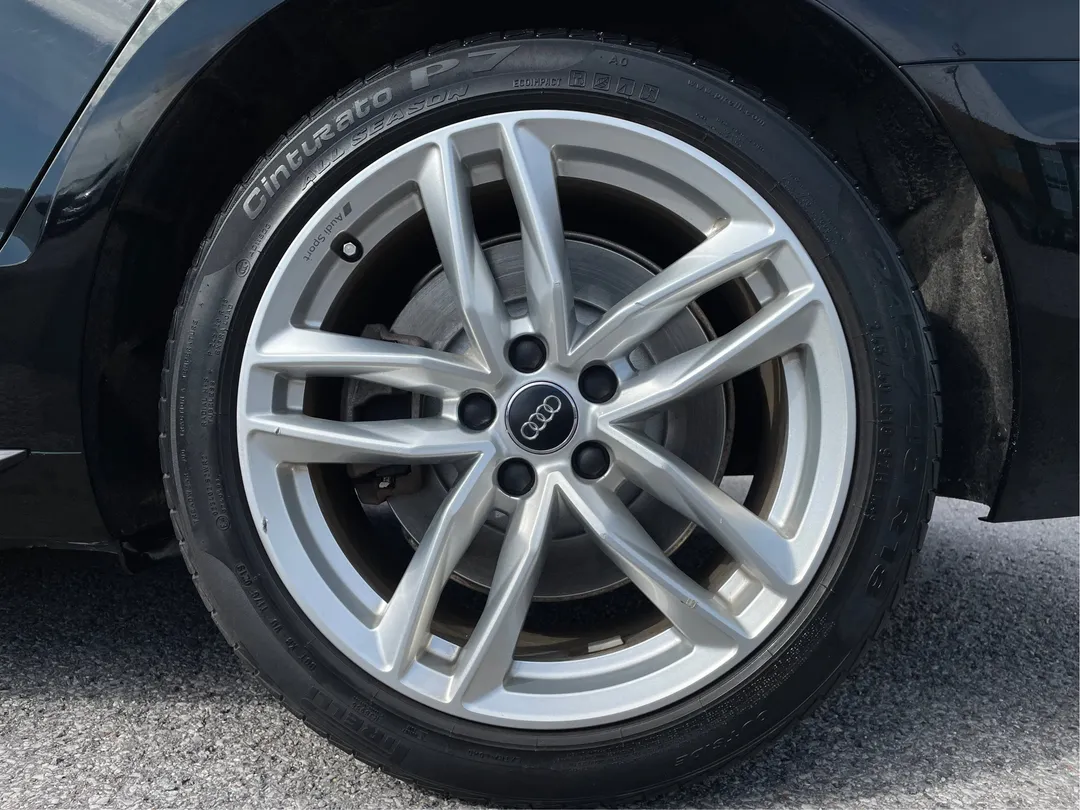 2020 Audi A4 Sedan — photo 6