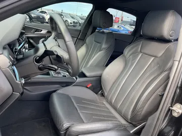 2020 Audi A4 Sedan - image 3