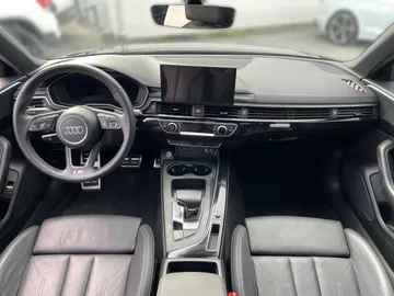 2020 Audi A4 Sedan - image 4