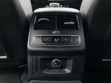2020 Audi A4 Sedan - image 25