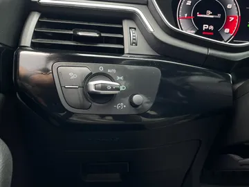 2020 Audi A4 Sedan - image 30