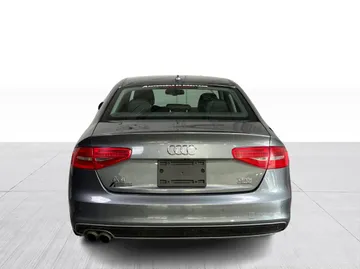 2016 Audi A4 - image 12