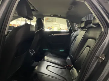 2016 Audi A4 - image 15