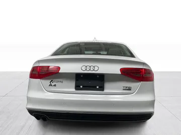 2015 Audi A4 - image 12