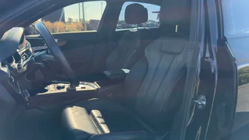 2019 Audi A4 Sedan - image 8
