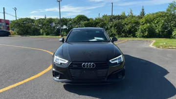 2019 Audi A4 Sedan - image 2