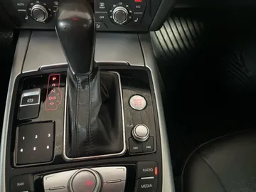 2016 Audi A6 - image 25