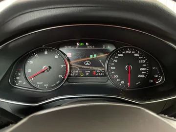 2019 Audi A6 - image 17