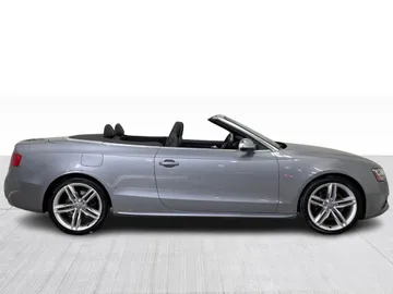 2017 Audi S5 - image 2