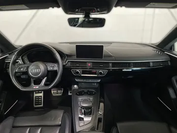 2019 Audi A5 - image 4