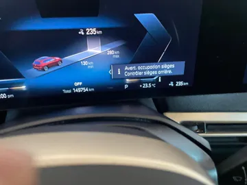 2023 BMW IX - image 31
