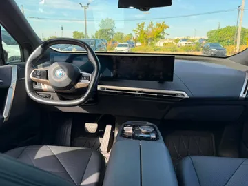 2023 BMW IX - image 8