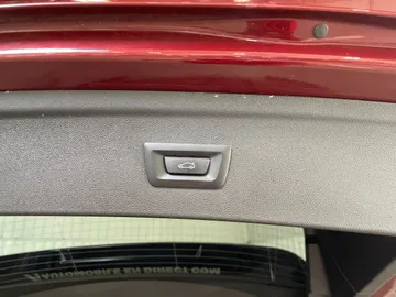 2023 BMW IX - image 21