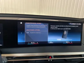 2023 BMW IX - image 30