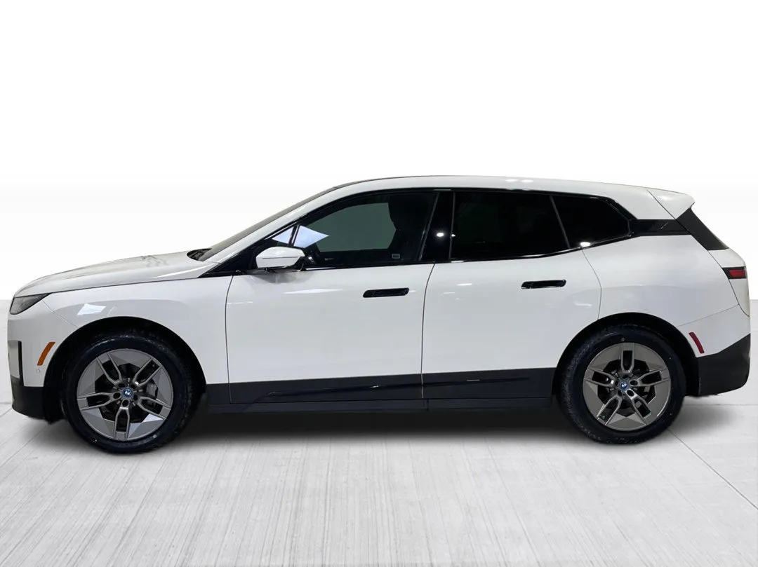 2023 BMW IX xDrive50, photo 10