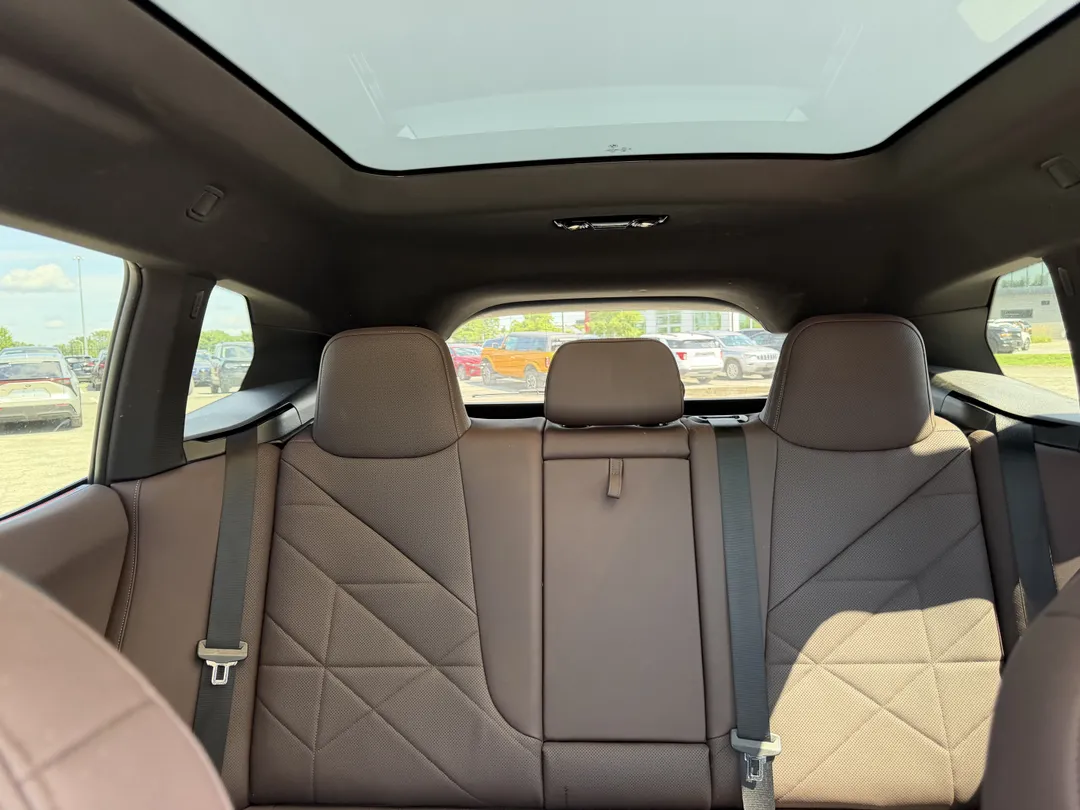 2023 BMW IX — photo 6