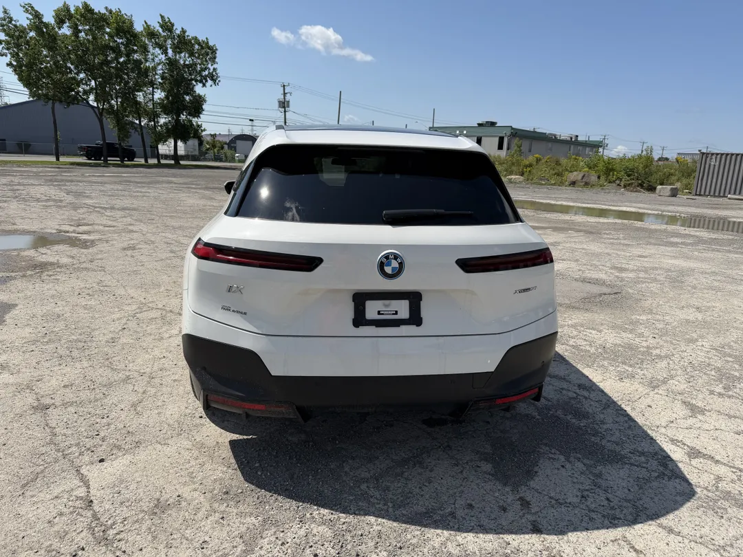 2023 BMW IX — photo 5