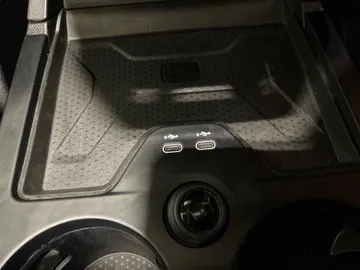 2023 BMW IX - image 27