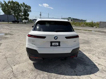 2023 BMW IX - image 6