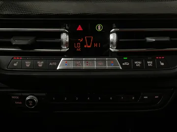 2022 BMW 2 Series - image 28