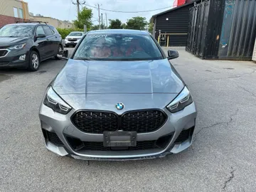 2022 BMW 2 Series - image 2