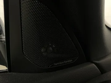 2022 BMW 2 Series - image 24