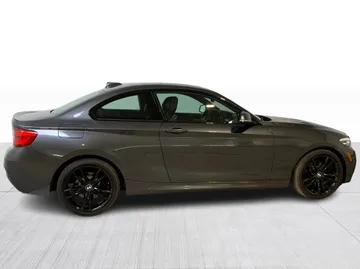 2018 BMW 2 Series - image 9