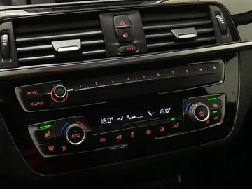 2018 BMW 2 Series - image 19
