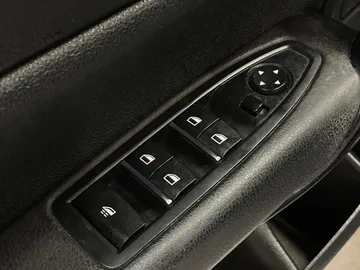2018 BMW 2 Series - image 21