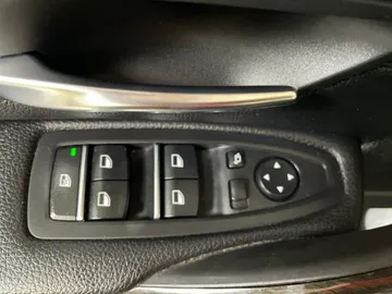 2019 BMW 4 Series - image 26