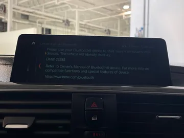2018 BMW 3 Series - image 30