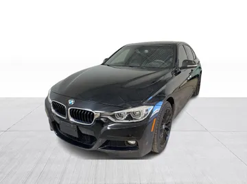 2018 BMW 3 Series - image 8