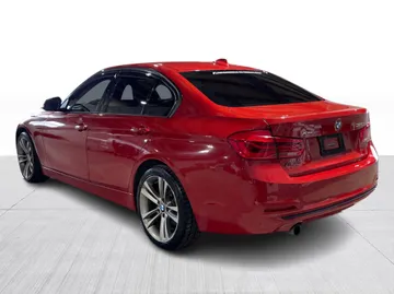 2016 BMW 3 Series - image 11