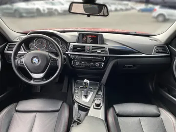 2016 BMW 3 Series - image 4