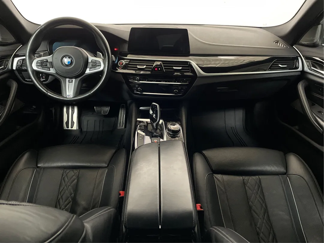 2019 BMW 5 Series for sale - photo 4
