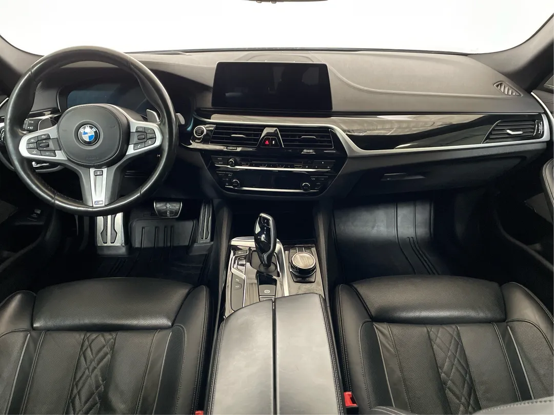 2019 BMW 5 Series for sale - photo 4