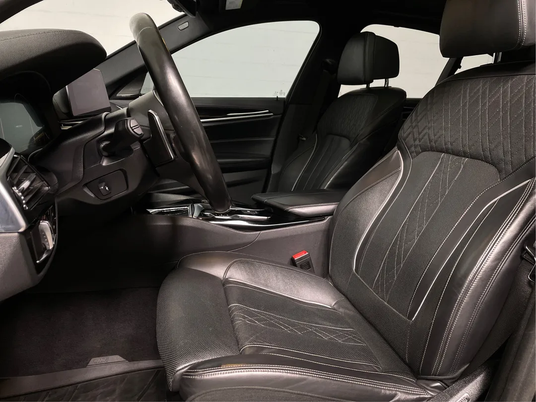 2019 BMW 5 Series for sale - photo 3