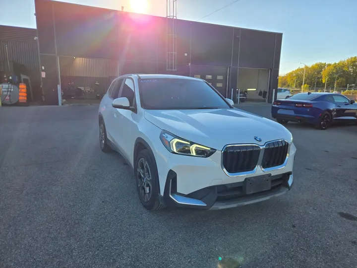 2023 BMW X1 - main image