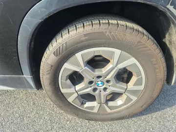 2023 BMW X1 - image 6