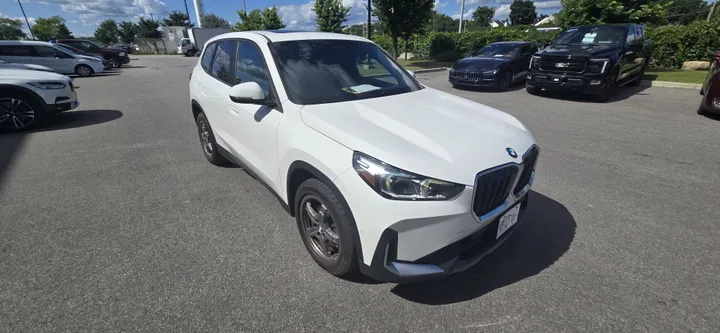2023 BMW X1 - image principale