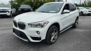 2018 BMW X1 - image 3