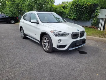 2016 BMW X1 - image 3