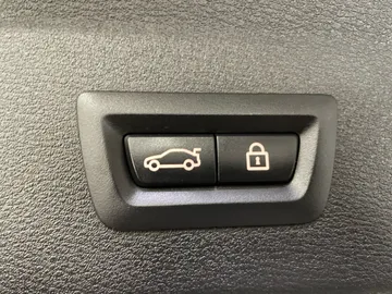 2016 BMW X1 - image 21