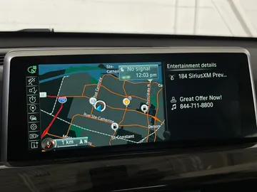 2016 BMW X1 - image 22