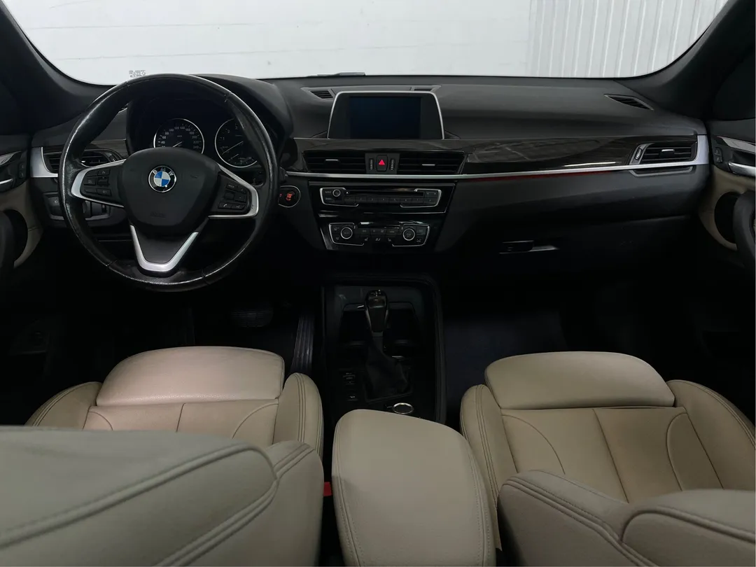 2018 BMW X1 — photo 4